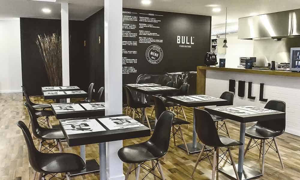 consistent-restaurant-branding
